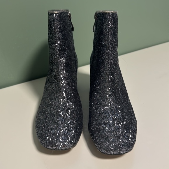 Cape Robbin Glittery Black And Silver Ankle Boots - Picture 2 of 9